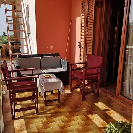 Sunshine Kíssamos